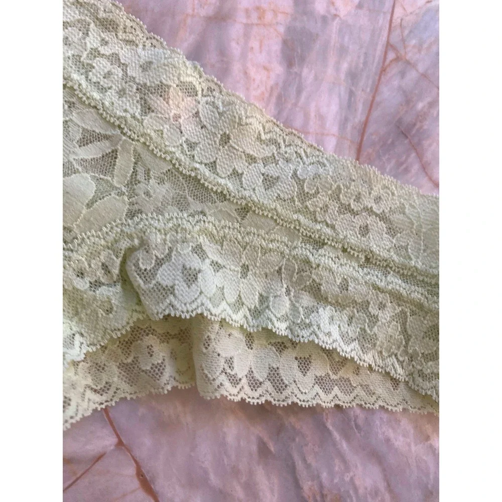 Victoria's Secret  Low Rise Thong Lime Green Floral Lace Small Panty